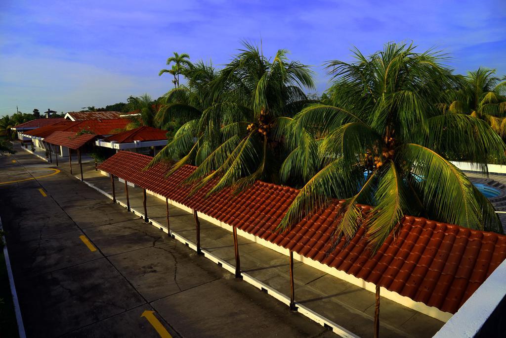 Hotel Sol Del Oriente Икитос Экстерьер фото
