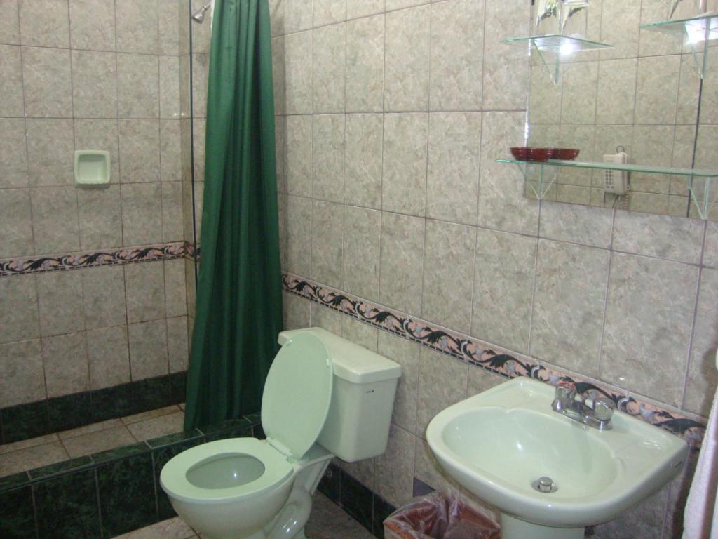Hotel Sol Del Oriente Икитос Номер фото